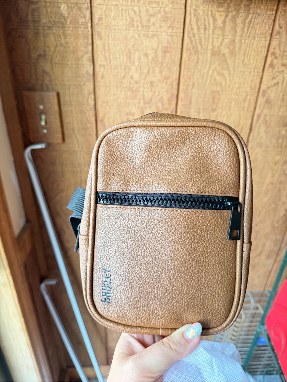 Brixley brown leather crossbody